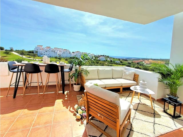 2 chambre Appartement à vendre à Estepona avec piscine garage - 320 000 € (Ref: 9807772)