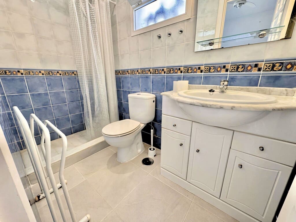 2 quarto Casa em Banda para venda em Nueva Andalucia com piscina garagem - 775 000 € (Ref: 9811312)