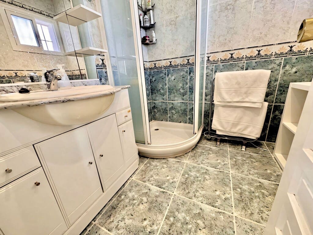 2 quarto Casa em Banda para venda em Nueva Andalucia com piscina garagem - 775 000 € (Ref: 9811312)