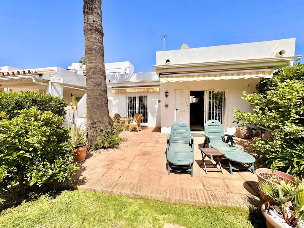 2 quarto Casa em Banda para venda em Nueva Andalucia com piscina garagem - 775 000 € (Ref: 9811312)