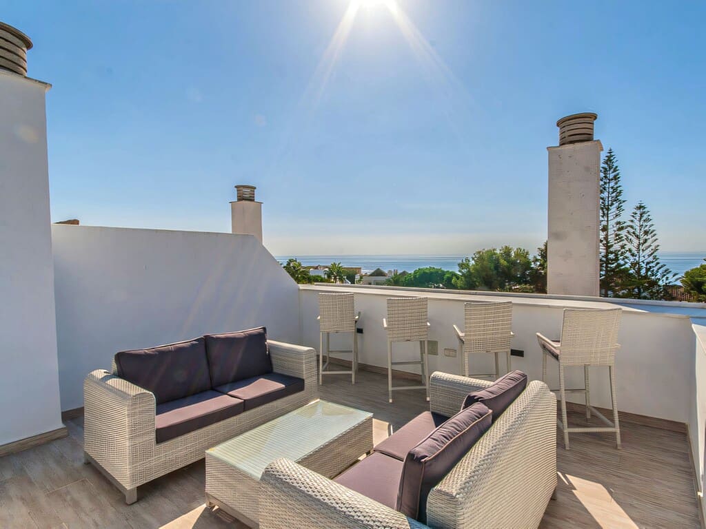 4 quarto Penthouse para venda em Elviria com piscina garagem - 1 595 000 € (Ref: 9811313)