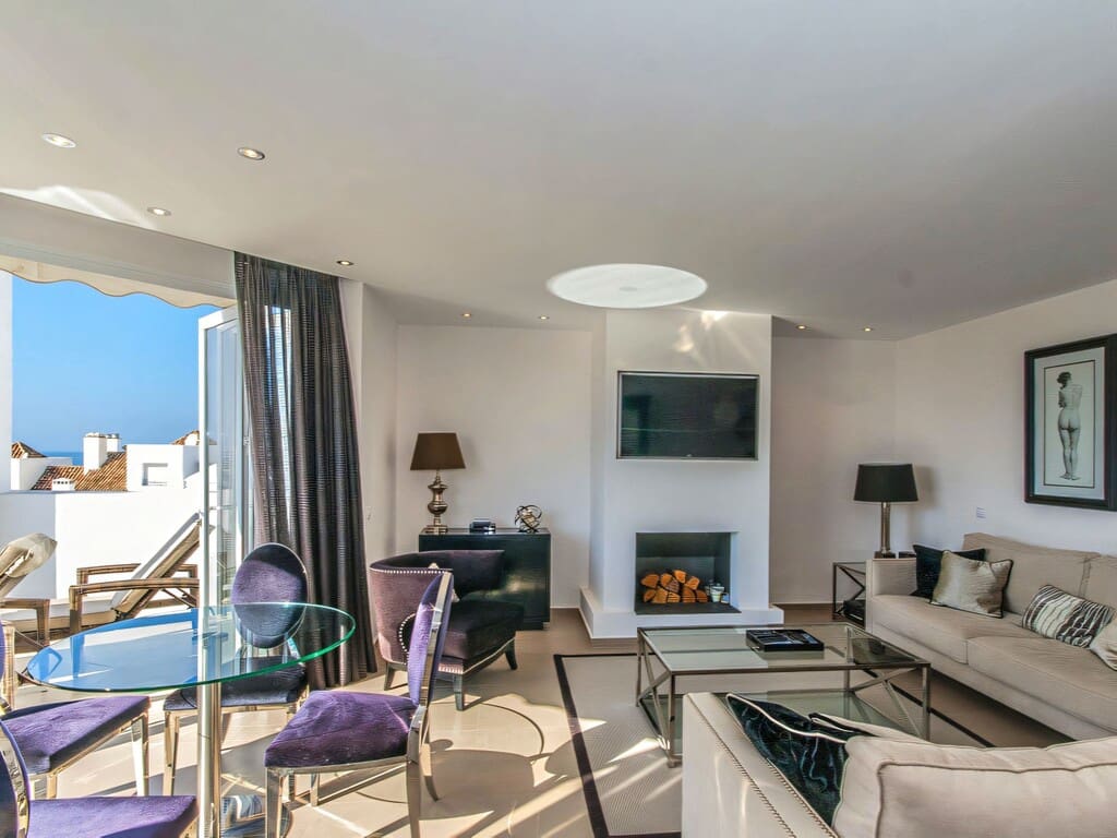 4 quarto Penthouse para venda em Elviria com piscina garagem - 1 595 000 € (Ref: 9811313)