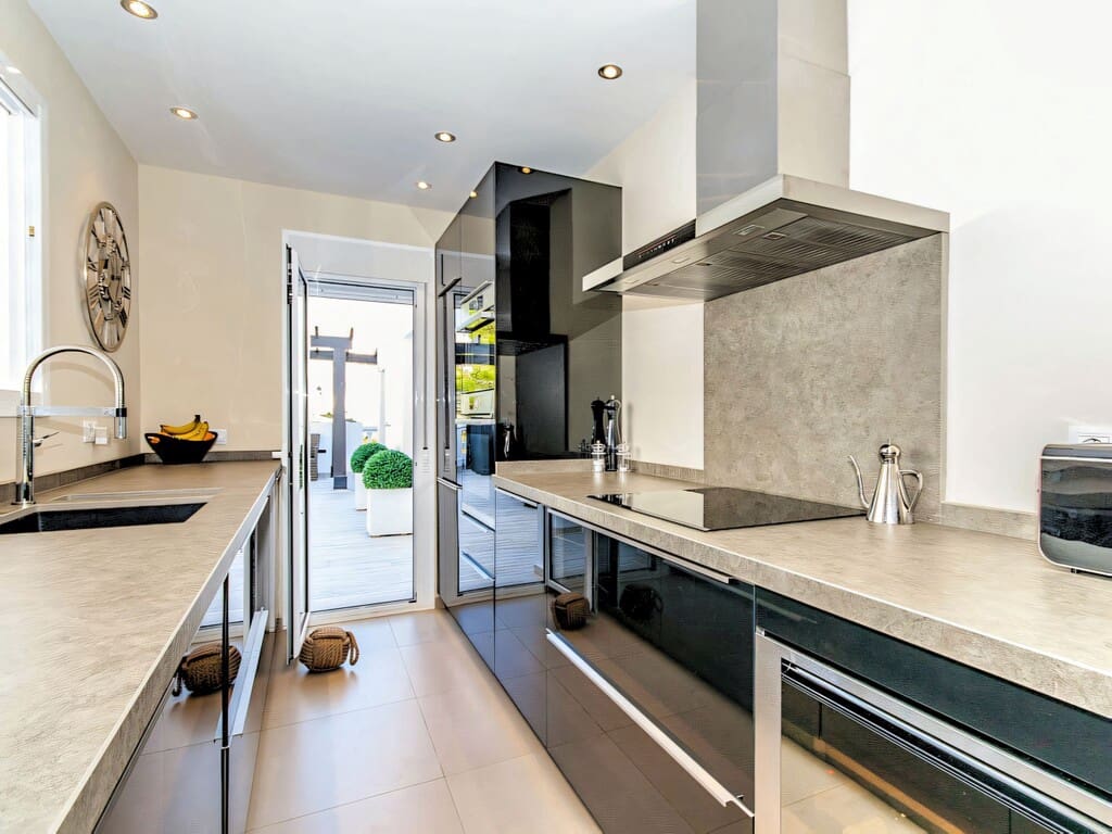 4 quarto Penthouse para venda em Elviria com piscina garagem - 1 595 000 € (Ref: 9811313)