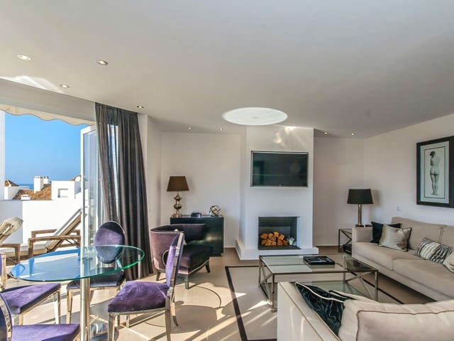 4 quarto Penthouse para venda em Elviria, Marbella com piscina garagem - 1 595 000 € (Ref: 9811313)