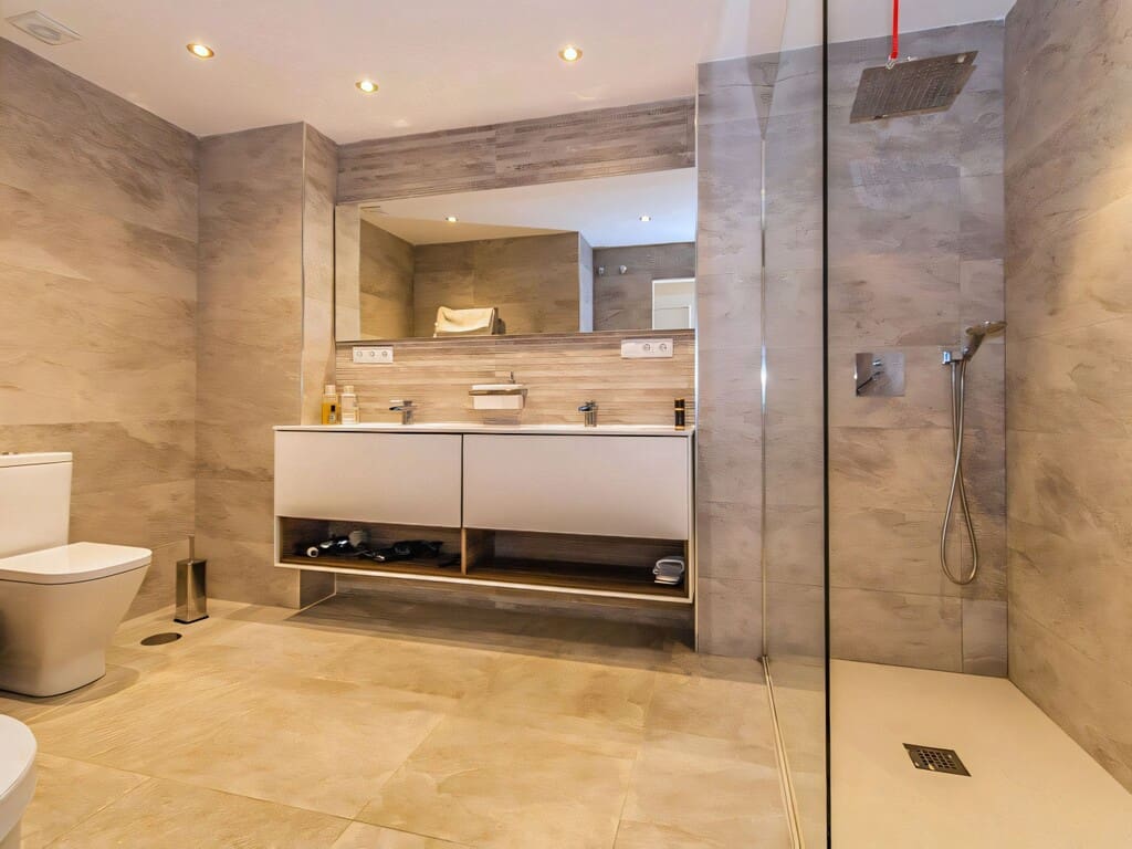 4 quarto Penthouse para venda em Elviria com piscina garagem - 1 595 000 € (Ref: 9811313)