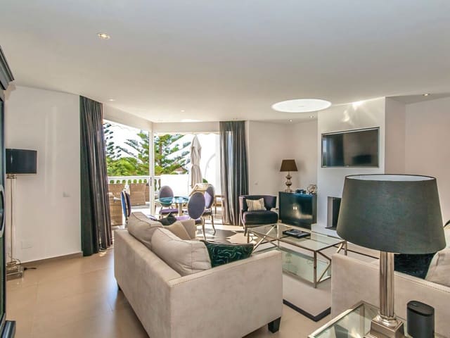 4 quarto Penthouse para venda em Elviria, Marbella com piscina garagem - 1 595 000 € (Ref: 9811313)