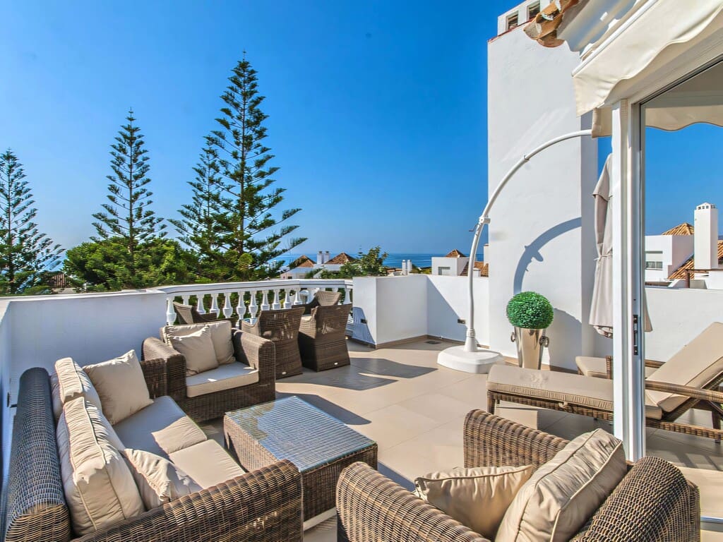 4 quarto Penthouse para venda em Elviria com piscina garagem - 1 595 000 € (Ref: 9811313)