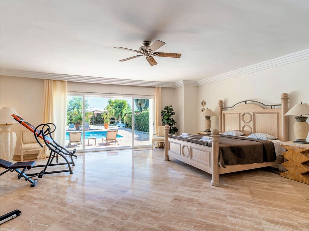 5 chambre Villa/Maison à vendre à Benahavis avec piscine garage - 4 499 000 € (Ref: 9815666)