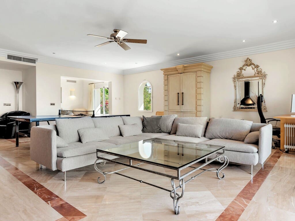 5 Zimmer Villa zu verkaufen in Benahavis mit Pool Garage - 4.499.000 € (Ref: 9815666)