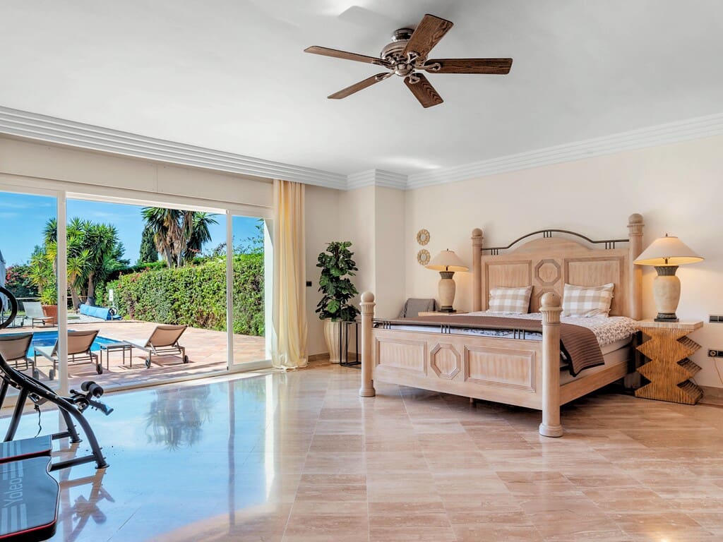 5 Zimmer Villa zu verkaufen in Benahavis mit Pool Garage - 4.499.000 € (Ref: 9815666)