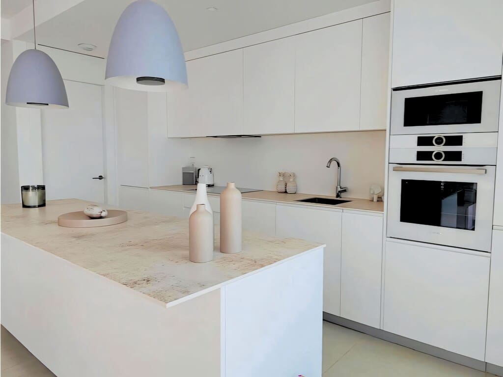 2 slaapkamer Appartement te koop in Fuengirola met zwembad garage - € 745.000 (Ref: 9815667)