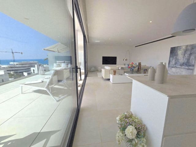 2 slaapkamer Appartement te koop in Fuengirola met zwembad garage - € 745.000 (Ref: 9815667)