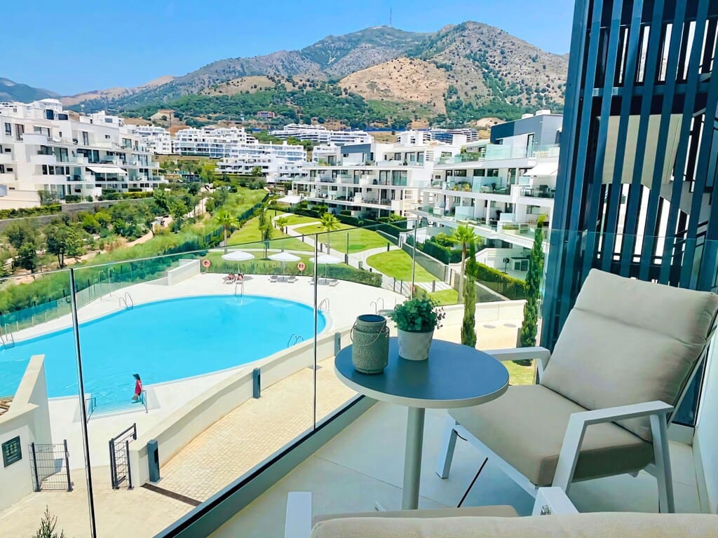 2 slaapkamer Appartement te koop in Fuengirola met zwembad garage - € 745.000 (Ref: 9815667)