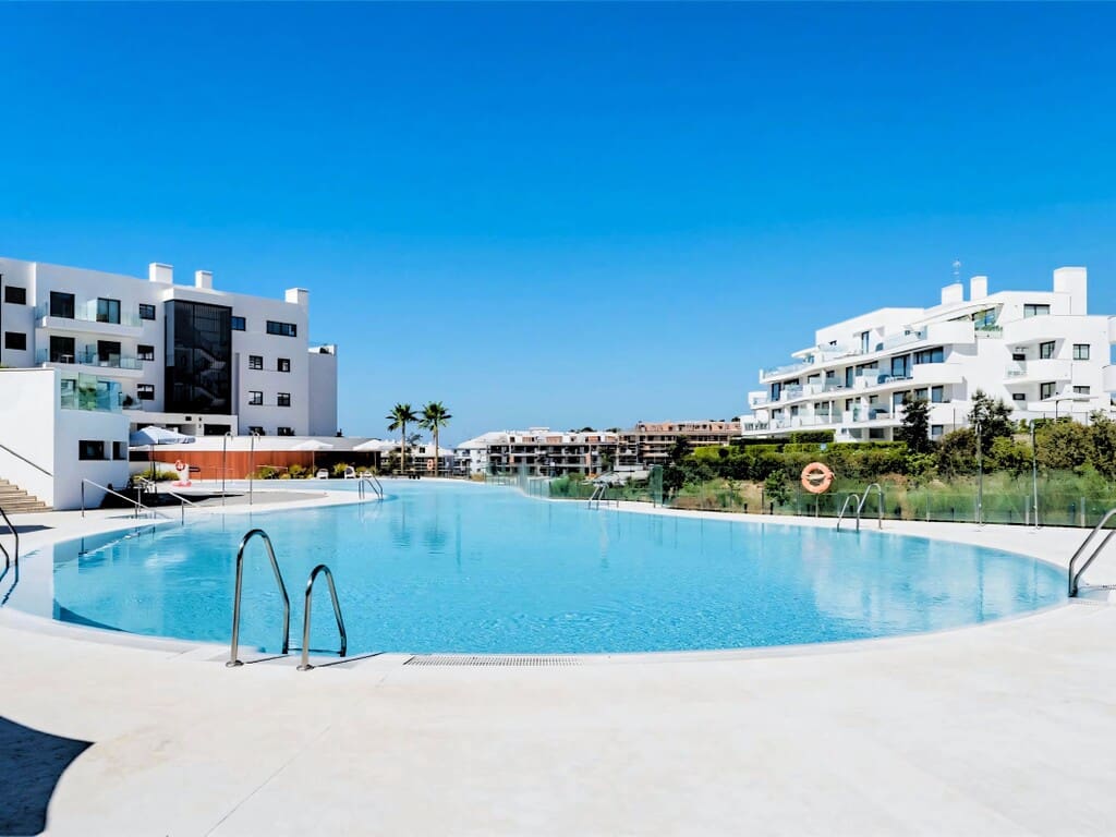 2 slaapkamer Appartement te koop in Fuengirola met zwembad garage - € 745.000 (Ref: 9815667)