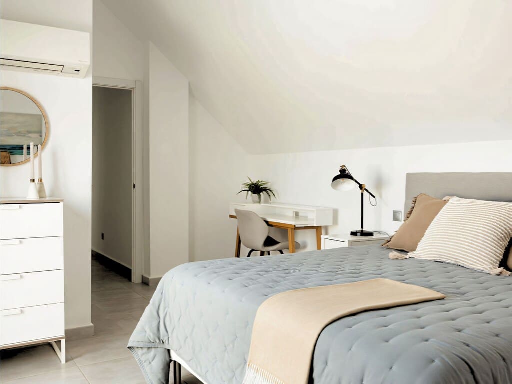 4 Zimmer Penthouse zu verkaufen in Nueva Andalucia mit Pool Garage - 1.050.000 € (Ref: 9817775)