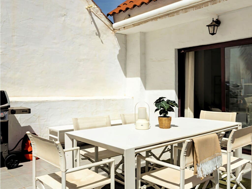 4 Zimmer Penthouse zu verkaufen in Nueva Andalucia mit Pool Garage - 1.050.000 € (Ref: 9817775)