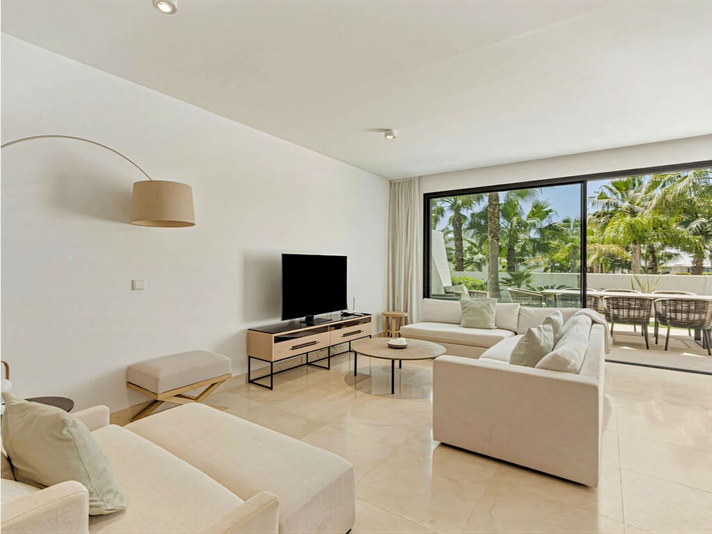 Casa de 4 habitaciones en La Cala de Mijas en venta con piscina garaje - 1.295.000 € (Ref: 9817777)
