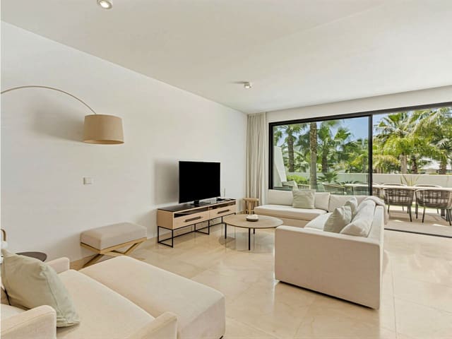 4 soverom Hus til salgs i La Cala de Mijas, Mijas med svømmebasseng garasje - € 1 295 000 (Ref: 9817777)