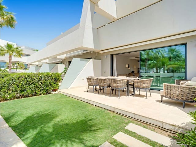 4 soverom Hus til salgs i La Cala de Mijas, Mijas med svømmebasseng garasje - € 1 295 000 (Ref: 9817777)