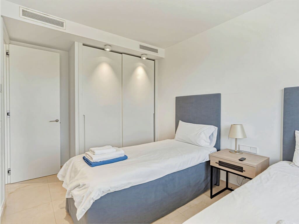 Casa de 4 habitaciones en La Cala de Mijas en venta con piscina garaje - 1.295.000 € (Ref: 9817777)