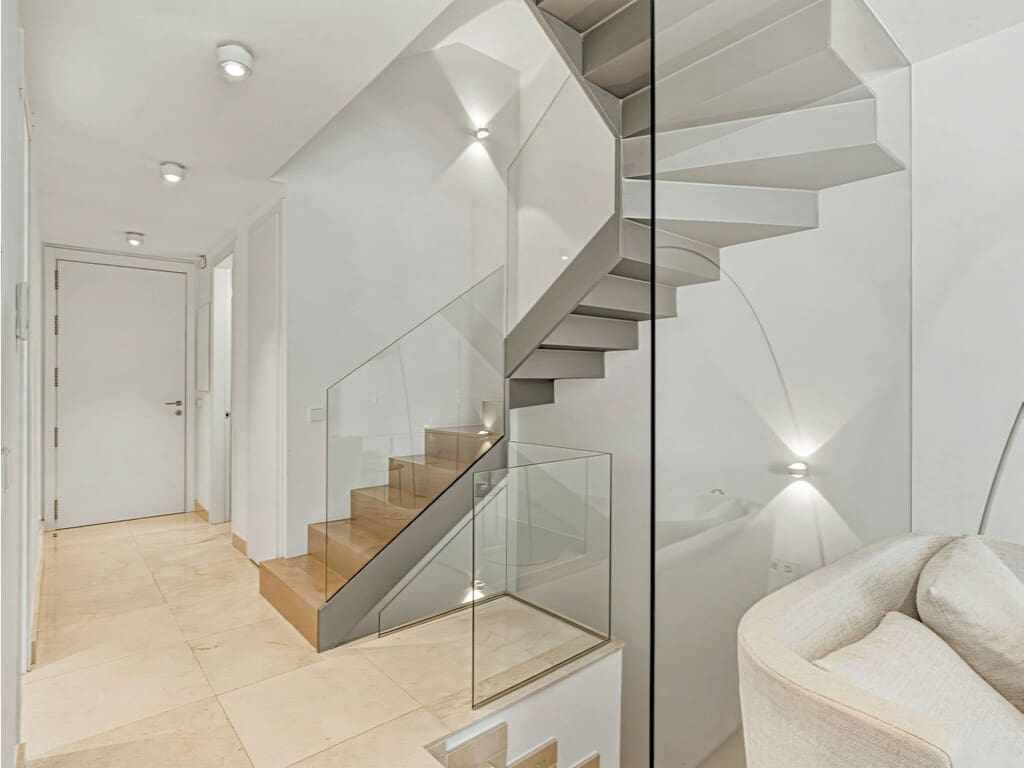 Casa de 4 habitaciones en La Cala de Mijas en venta con piscina garaje - 1.295.000 € (Ref: 9817777)