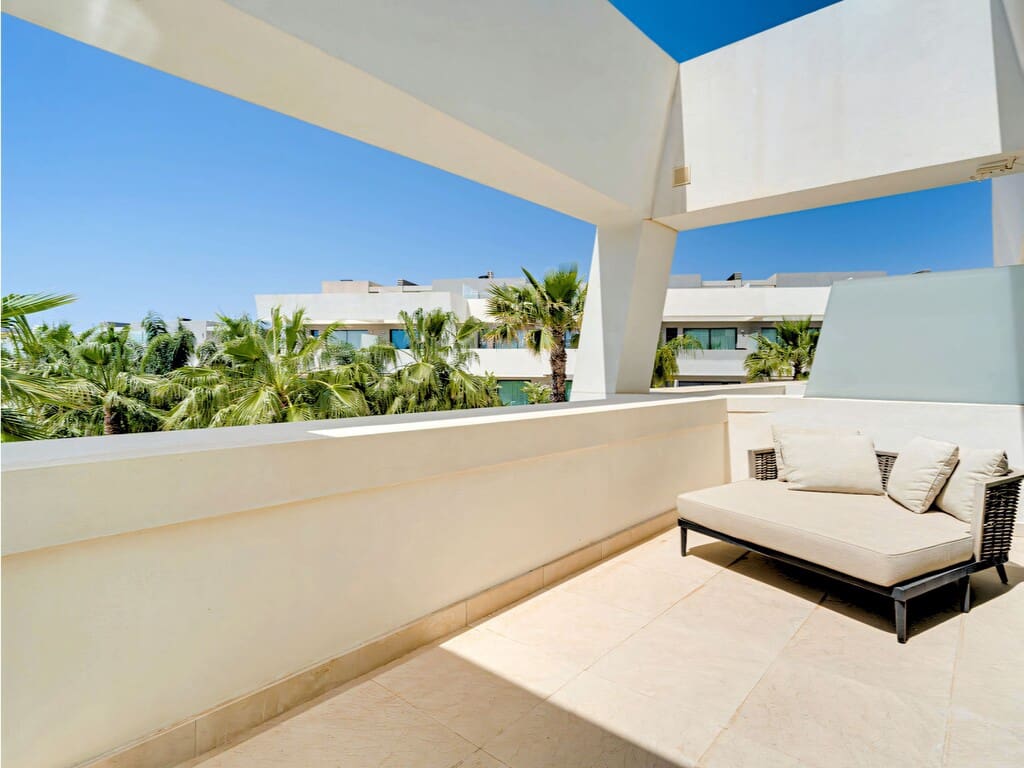 Casa de 4 habitaciones en La Cala de Mijas en venta con piscina garaje - 1.295.000 € (Ref: 9817777)
