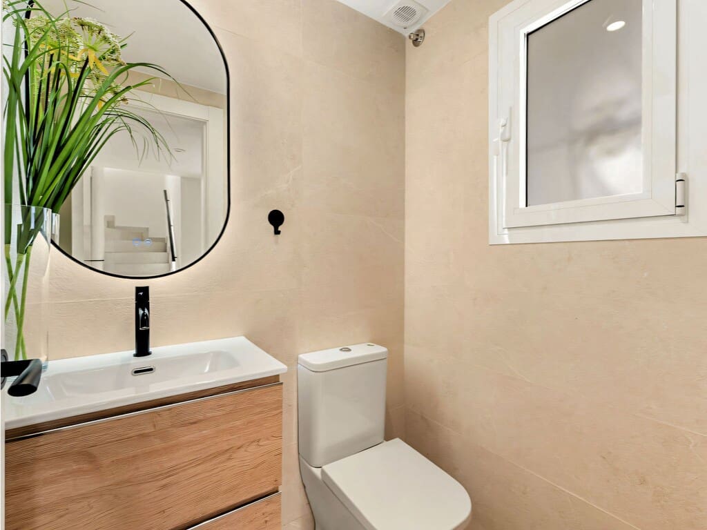 Casa de 4 habitaciones en New Golden Mile en venta con piscina garaje - 795.000 € (Ref: 9822335)