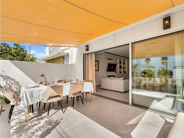 4 soverom Hus til salgs i New Golden Mile, Estepona med svømmebasseng garasje - € 749 000 (Ref: 9822335)