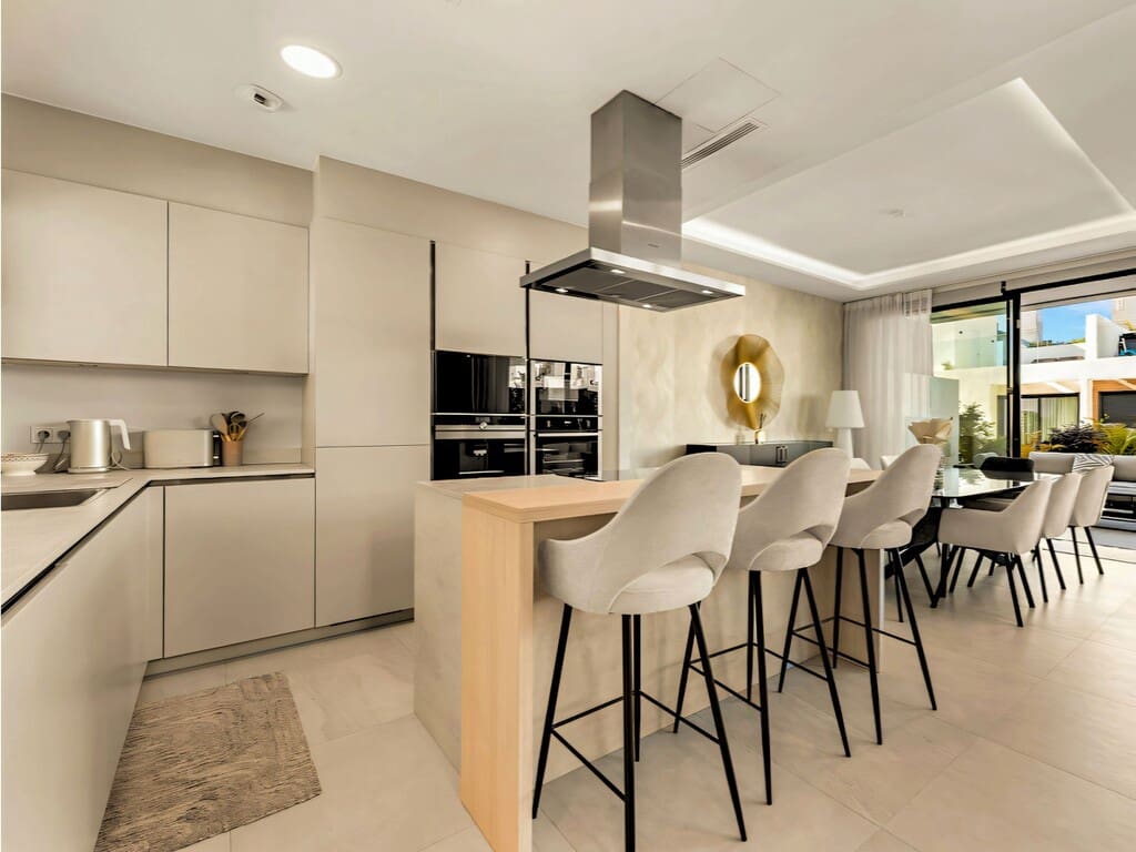 5 camera da letto Villetta Bifamiliare in vendita in Rio Real con piscina - 1.950.000 € (Rif: 9822336)