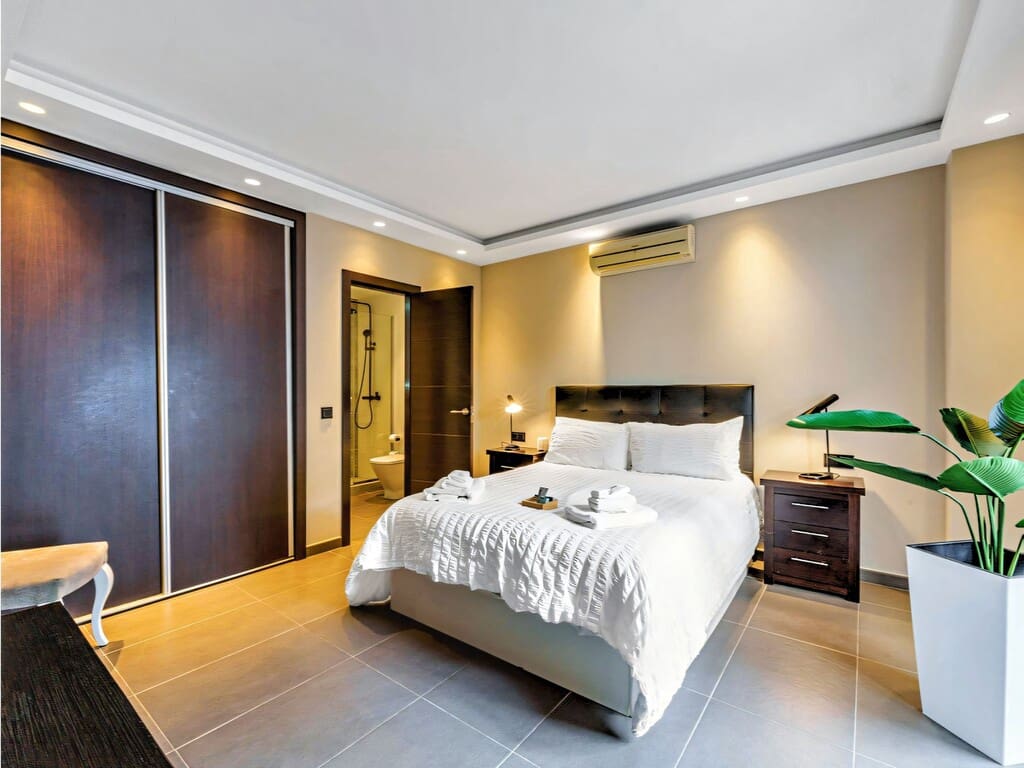 5 camera da letto Villa in vendita in El Rosario con piscina garage - 2.490.000 € (Rif: 9824643)