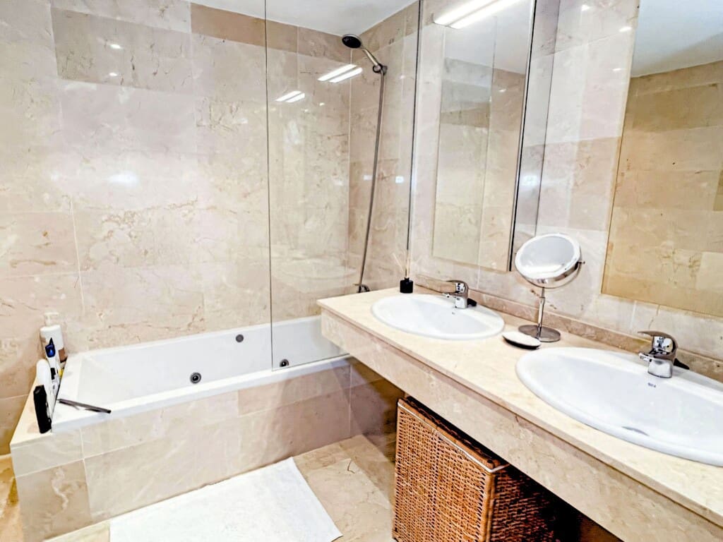 2 quarto Apartamento para venda em La Mairena com piscina garagem - 399 000 € (Ref: 9824644)
