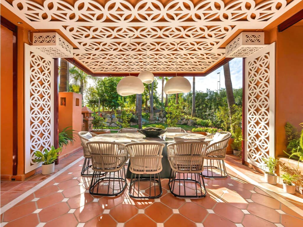 3 camera da letto Appartamento in vendita in Nueva Andalucia con piscina garage - 1.550.000 € (Rif: 9826347)