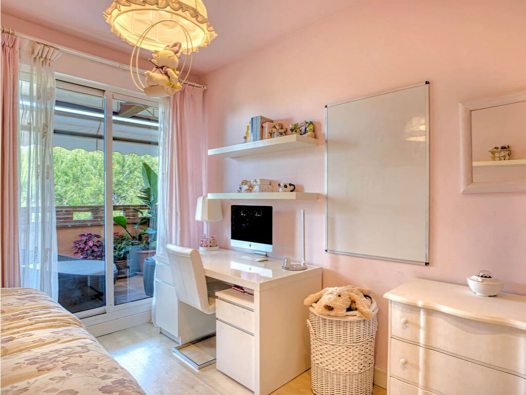 3 Zimmer Apartment zu verkaufen in Golden Mile mit Pool Garage - 895.000 € (Ref: 9826348)