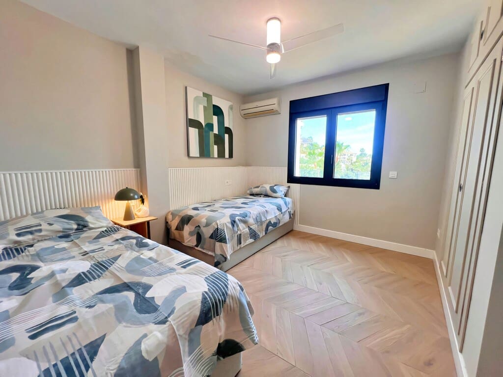 5 chambre Villa/Maison à vendre à Riviera del Sol avec piscine garage - 1 595 000 € (Ref: 9828766)