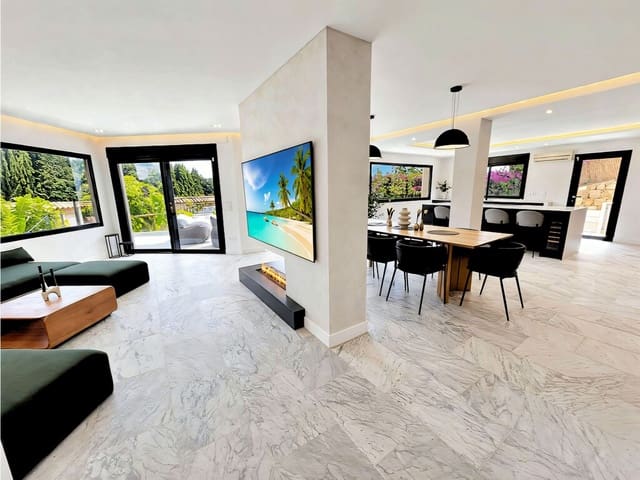 5 chambre Villa/Maison à vendre à Riviera del Sol, Mijas avec piscine garage - 1 595 000 € (Ref: 9828766)