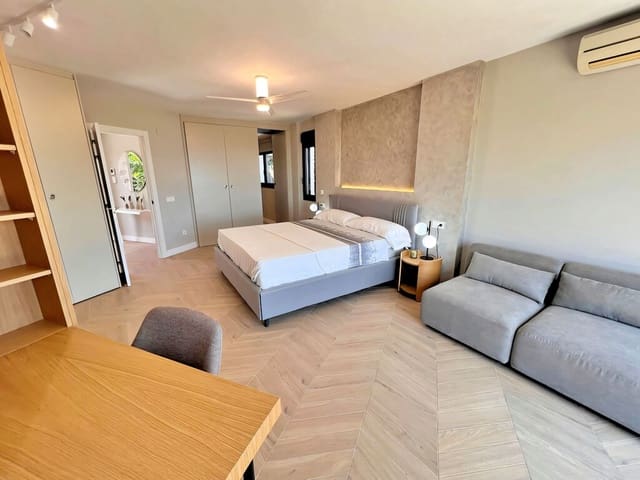 5 chambre Villa/Maison à vendre à Riviera del Sol, Mijas avec piscine garage - 1 595 000 € (Ref: 9828766)