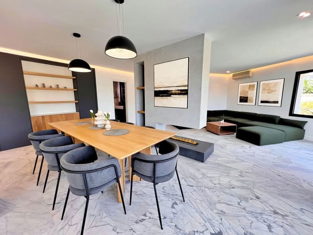 5 chambre Villa/Maison à vendre à Riviera del Sol, Mijas avec piscine garage - 1 595 000 € (Ref: 9828766)