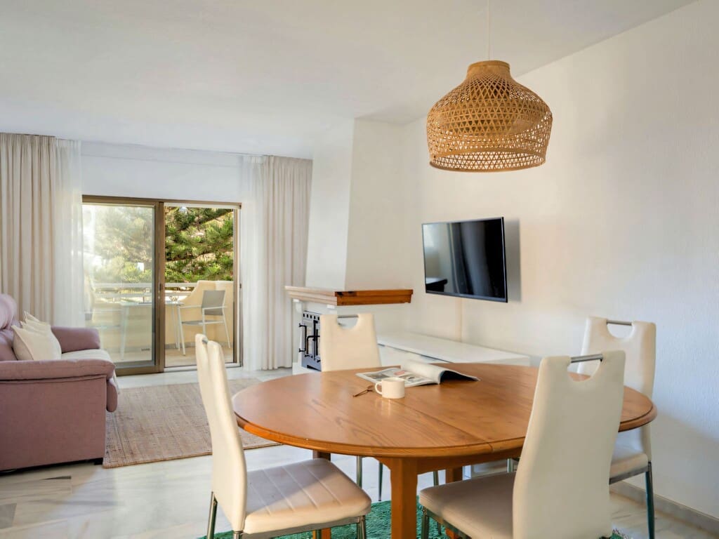 2 bedroom Apartment for sale in La Cala de Mijas with pool garage - € 520,000 (Ref: 9830847)