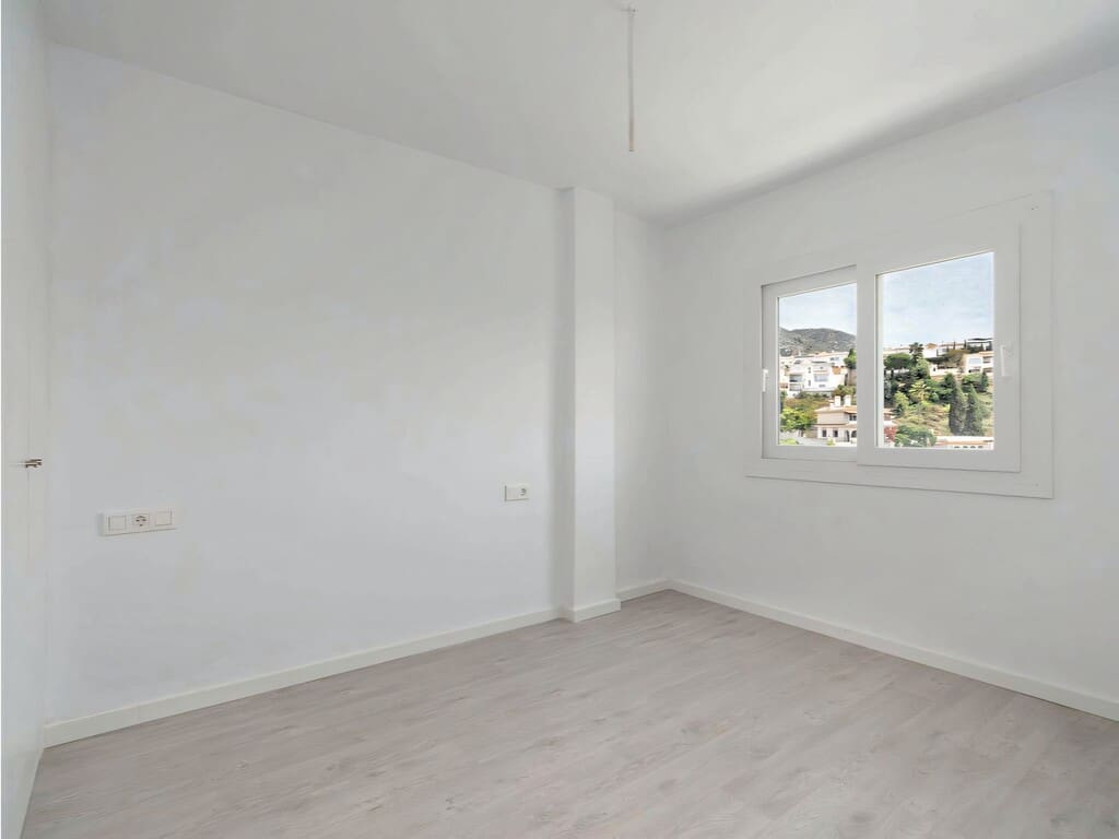 3 slaapkamer Appartement te koop in Fuengirola met zwembad garage - € 450.000 (Ref: 9830848)