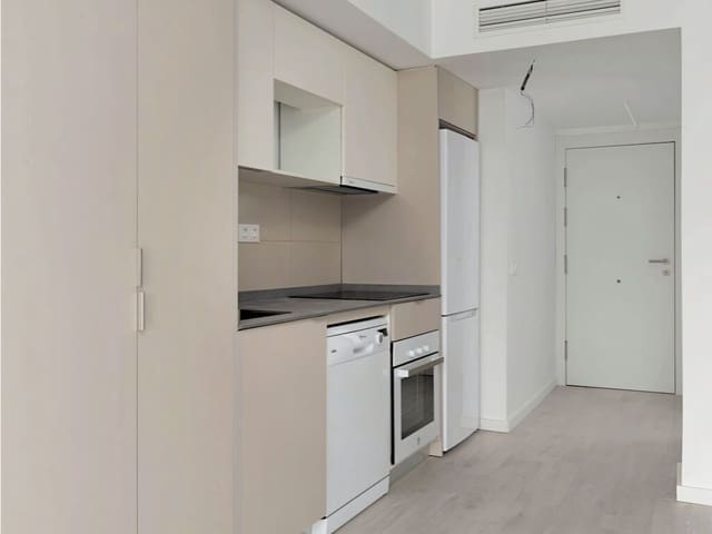 3 slaapkamer Appartement te koop in Torreblanca, Fuengirola met zwembad garage - € 450.000 (Ref: 9830848)