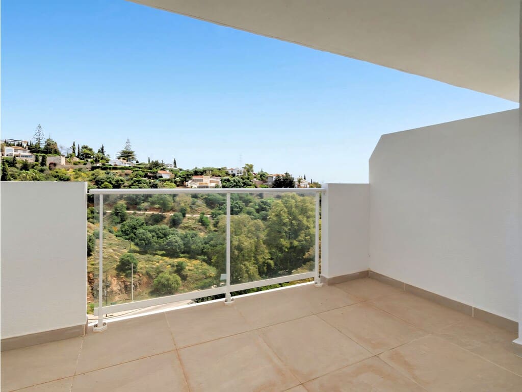 3 slaapkamer Appartement te koop in Fuengirola met zwembad garage - € 450.000 (Ref: 9830848)