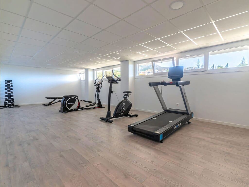 3 slaapkamer Appartement te koop in Fuengirola met zwembad garage - € 450.000 (Ref: 9830848)
