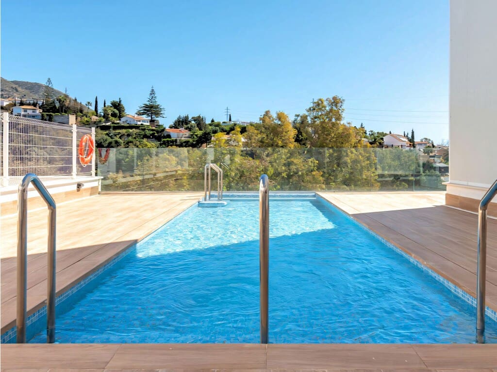 3 slaapkamer Appartement te koop in Fuengirola met zwembad garage - € 450.000 (Ref: 9830848)