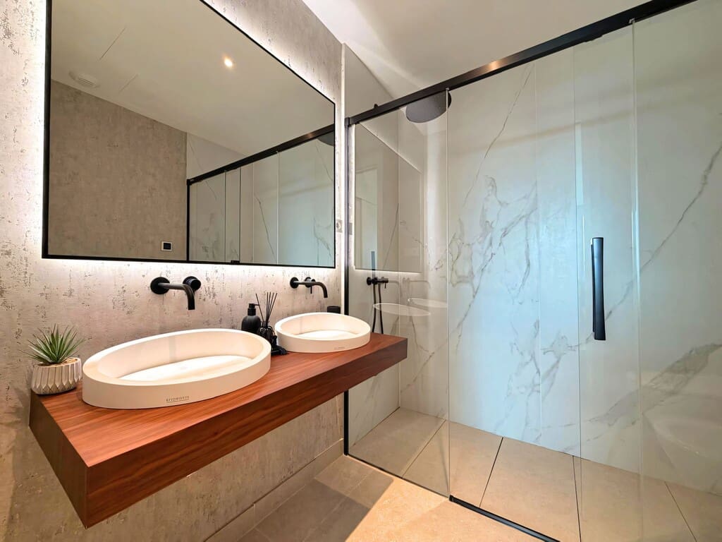 3 soverom Penthouse til salgs i Marbella med svømmebasseng garasje - € 1 790 000 (Ref: 9845086)