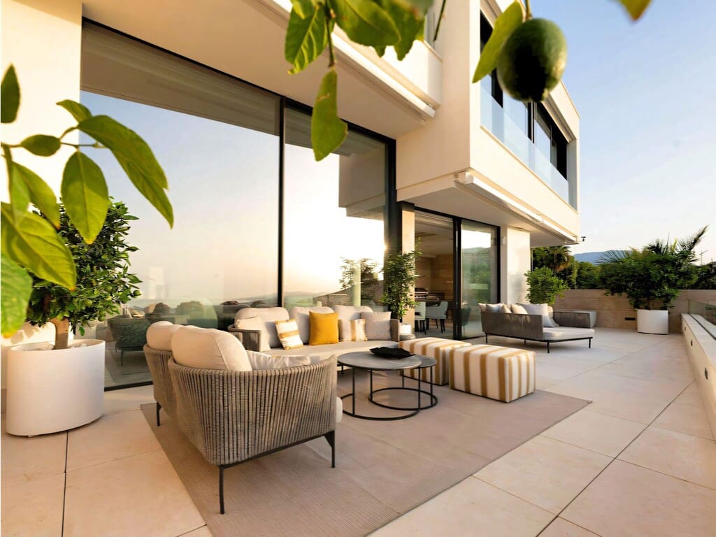 3 slaapkamer Appartement te koop in La Quinta met zwembad garage - € 2.970.000 (Ref: 9849126)
