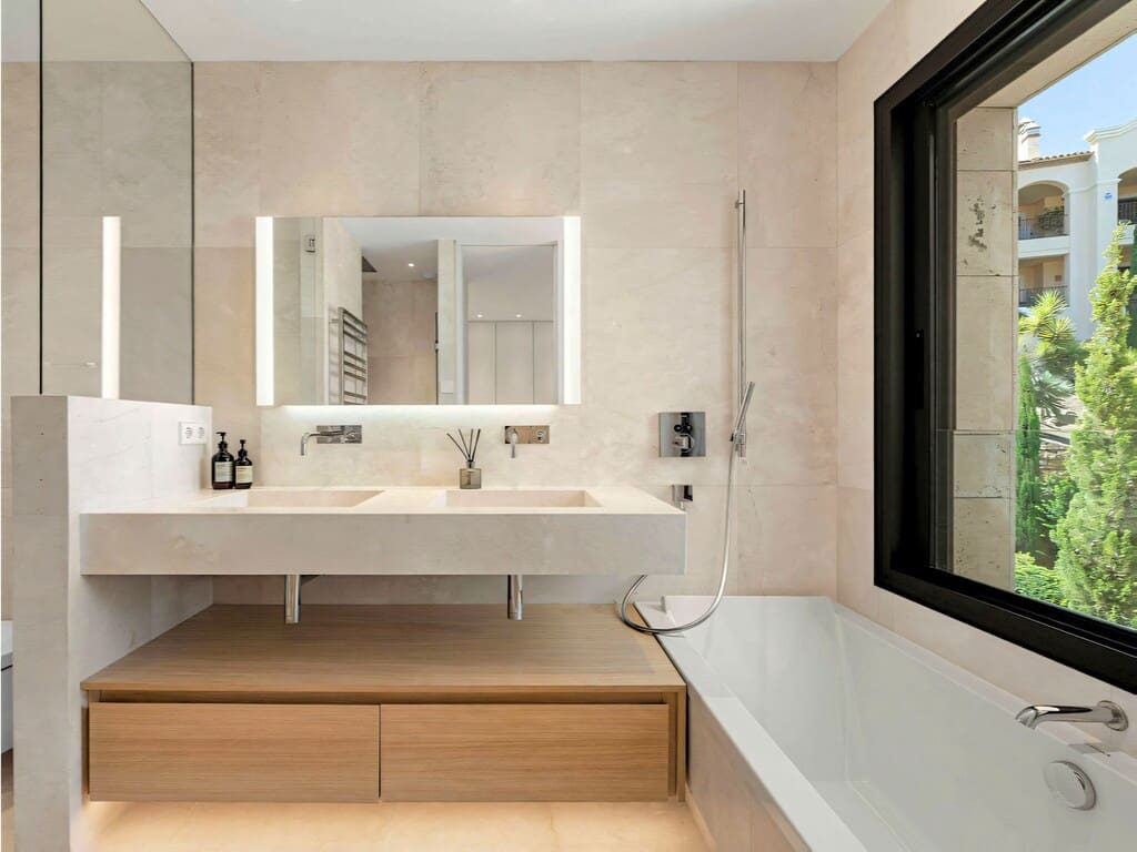 3 slaapkamer Appartement te koop in La Quinta met zwembad garage - € 2.970.000 (Ref: 9849126)