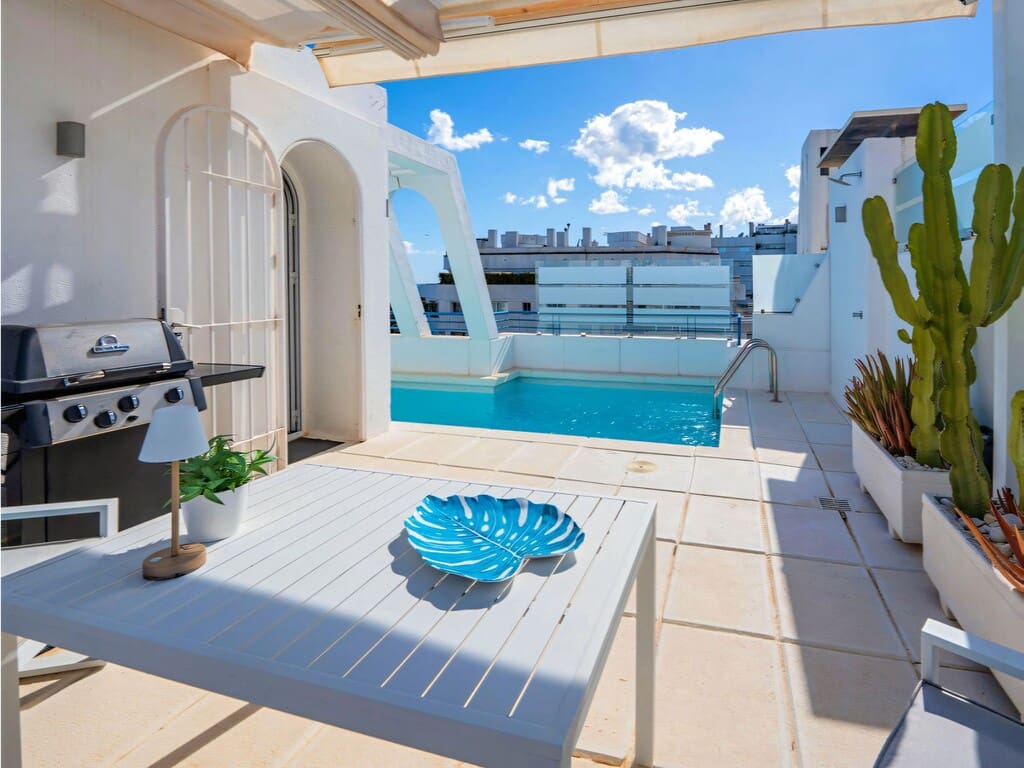2 slaapkamer Penthouse te koop in Marbella met zwembad garage - € 1.160.000 (Ref: 9850949)