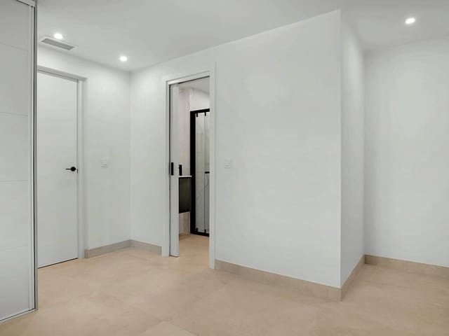 3 camera da letto Appartamento in vendita in Nueva Andalucia, Marbella con piscina garage - 895.000 € (Rif: 9857513)