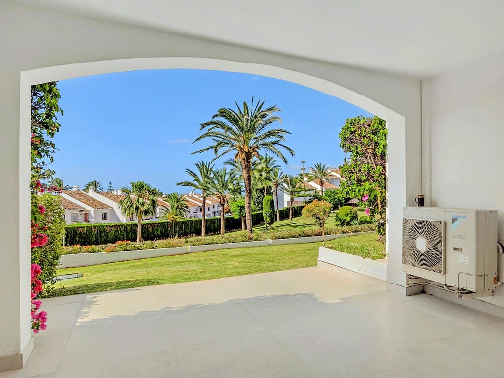 3 camera da letto Appartamento in vendita in Nueva Andalucia con piscina garage - 895.000 € (Rif: 9857513)