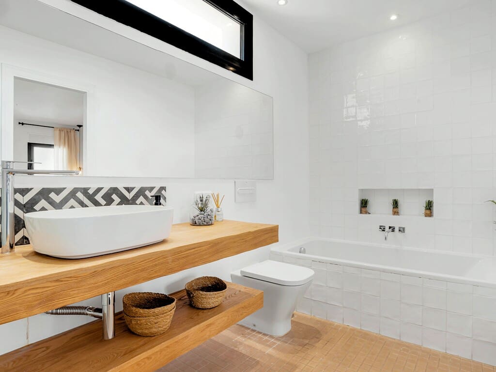 6 chambre Villa/Maison à vendre à Nueva Andalucia avec piscine garage - 1 400 000 € (Ref: 9857514)